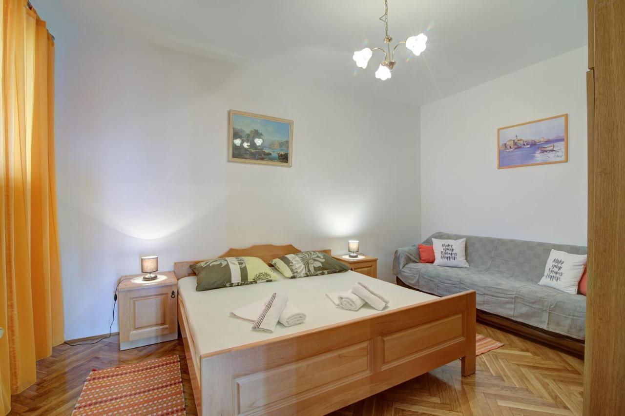 Apartment Riva Senj  Bagian luar foto